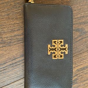 Tory Burch Wallet
